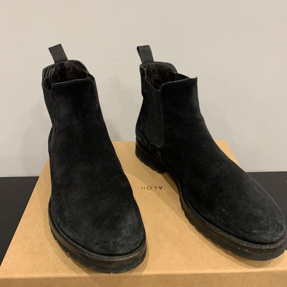 Ortigni (Firenze) Black Suede Chelsea Boots - Picture 2 of 13